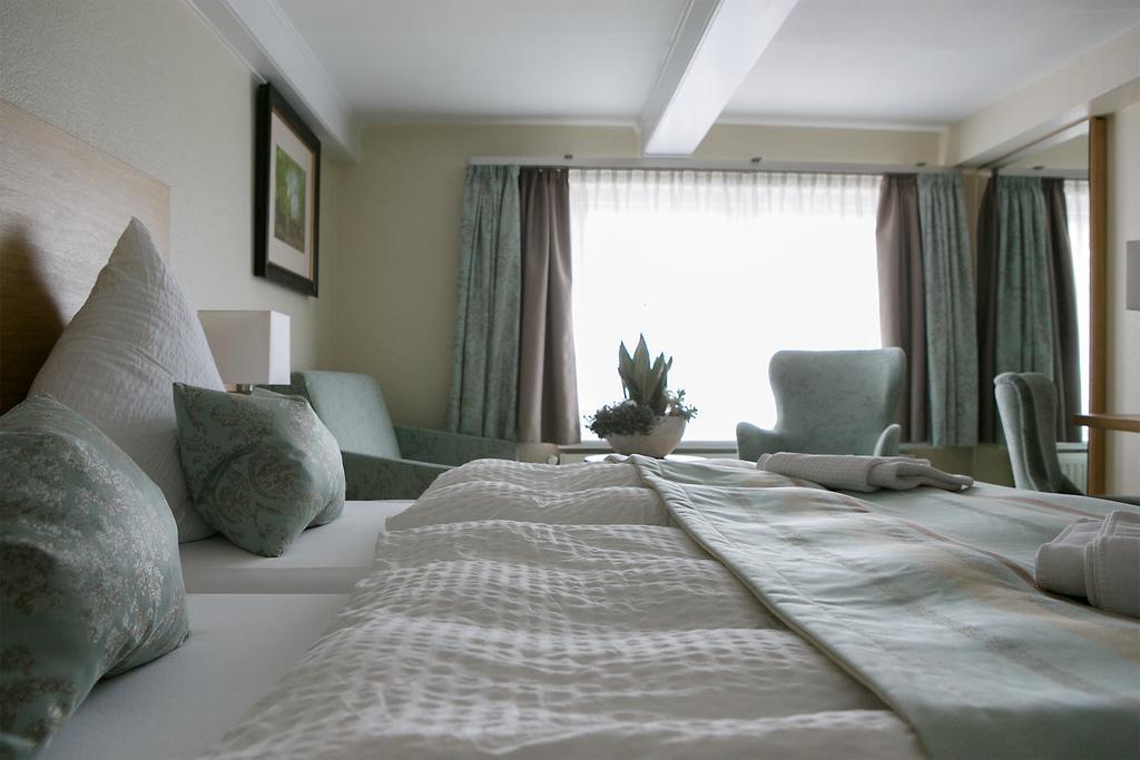 Hotel Neuwarft Altbau Dagebuell Bilik gambar